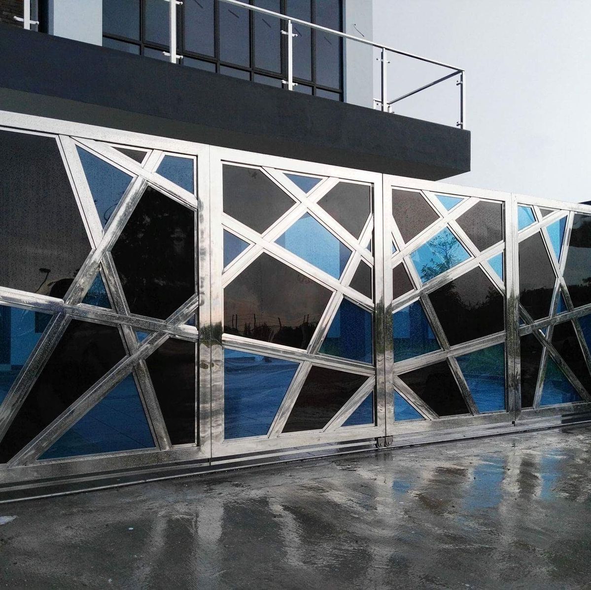SS Gates Mumbai | Designer Stainless Steel Gates | Main Gate Design